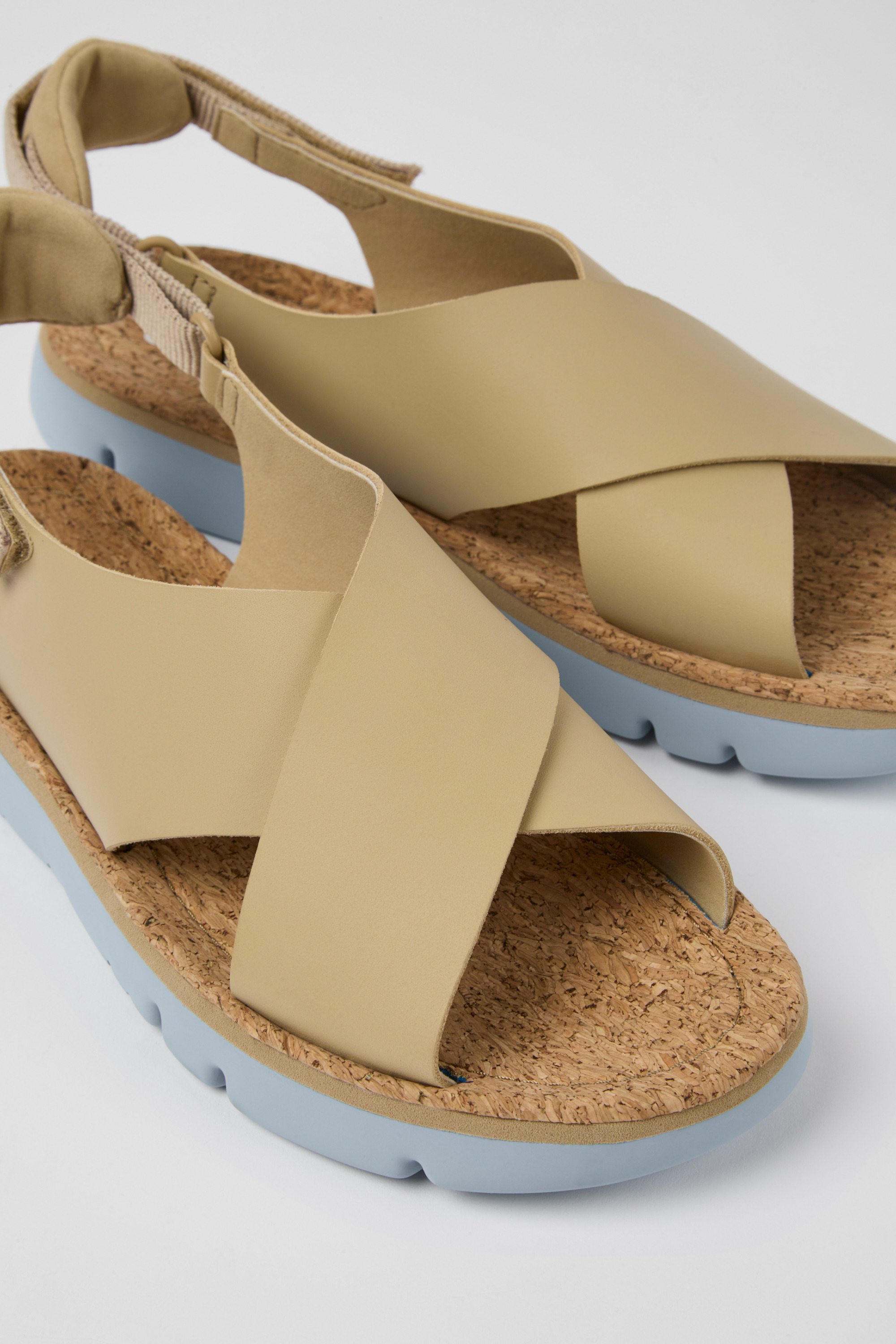 Oruga - Beige Leder und Textil Sandalen für Damen