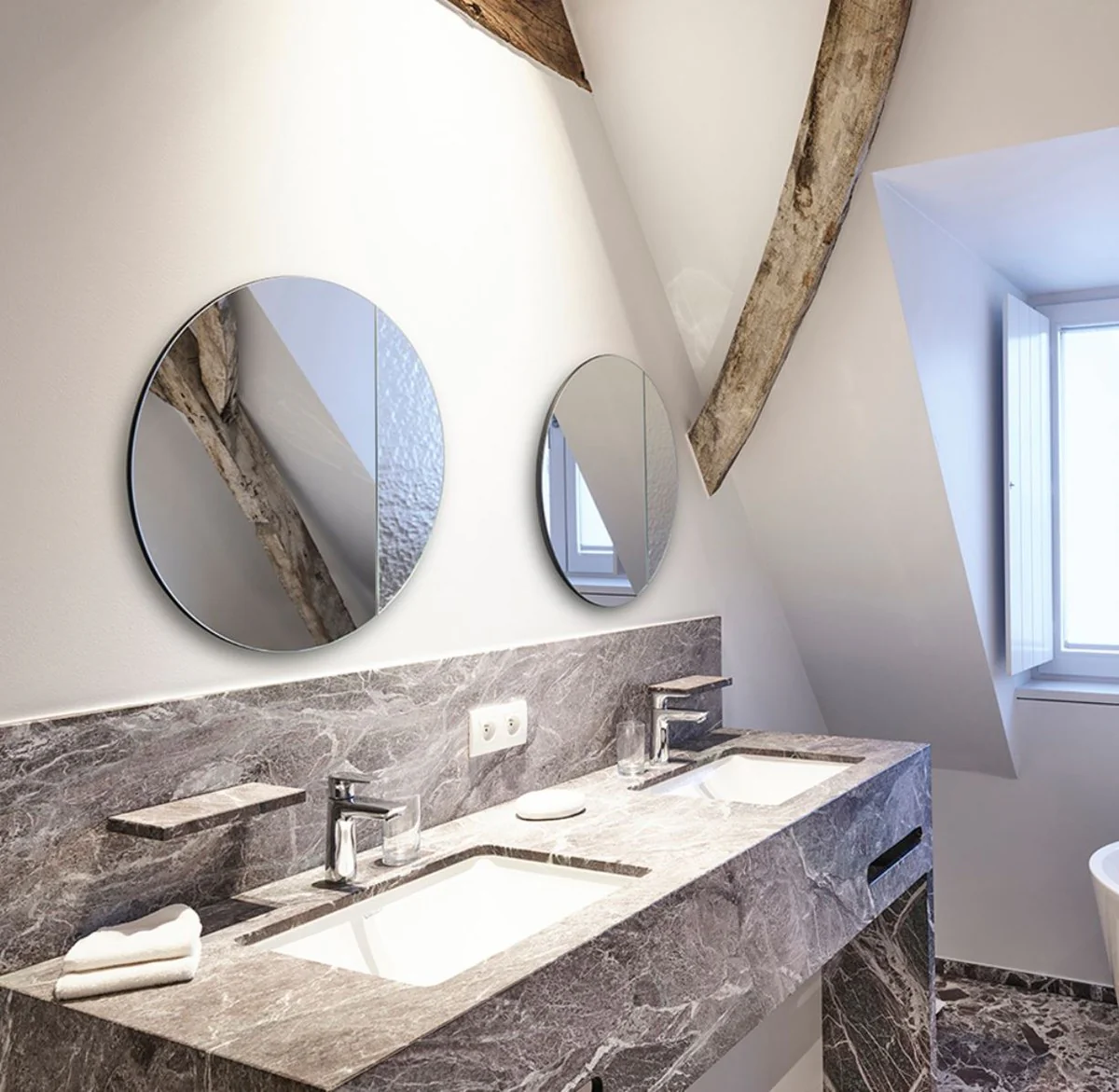 Luxus Wandspiegel Ø 58 cm - Runder Spiegel mit strukturierter Oberfläche - Wohnzimmer Spiegel - Garderoben Spiegel - Luxus Qualität