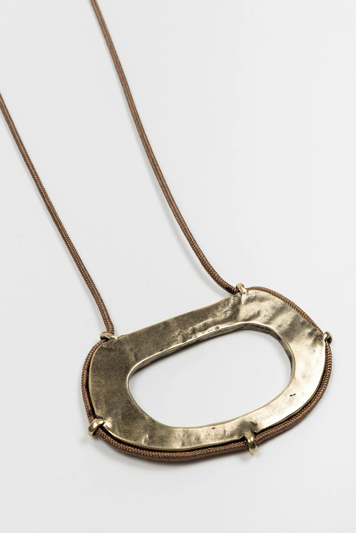 Rivera-Spanien Oria Messinghalskette