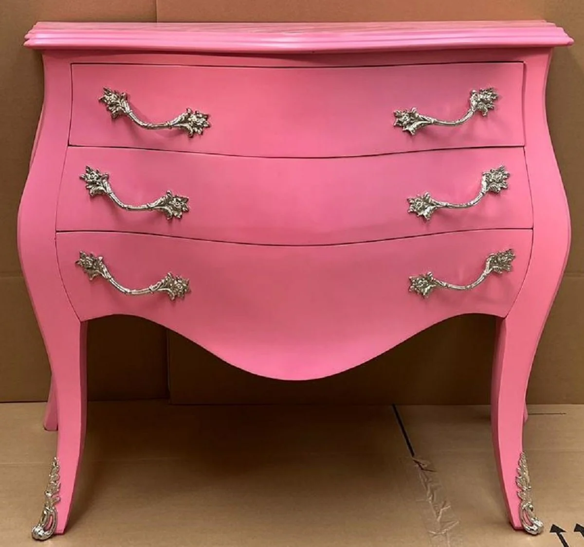 Baroque chest of drawers with 3 drawers pink / silver - Handmade solid wood chest of drawers in baroque style - Bedroom furniture in baroque style - Baroque furniture - Baroque furnishings