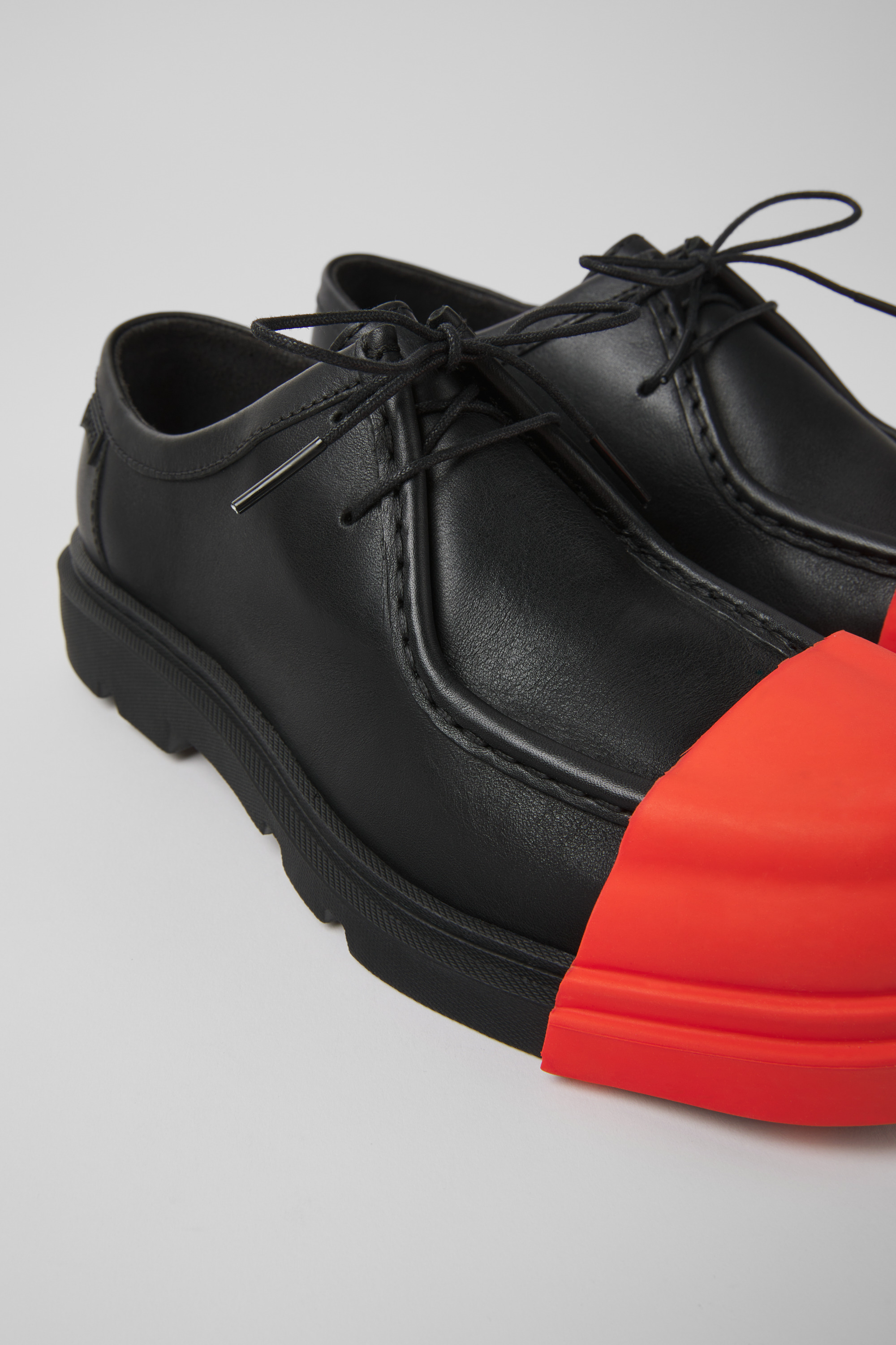 Junction - Schwarze Lederschuhe für Damen