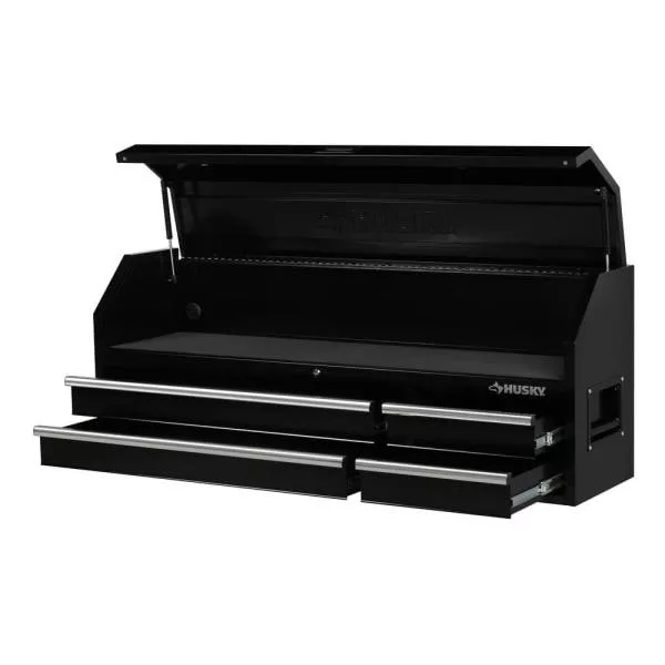 61 in. W x 15.8 in. D 4-Drawer Tool Chest mit Power Strip in Schwarz