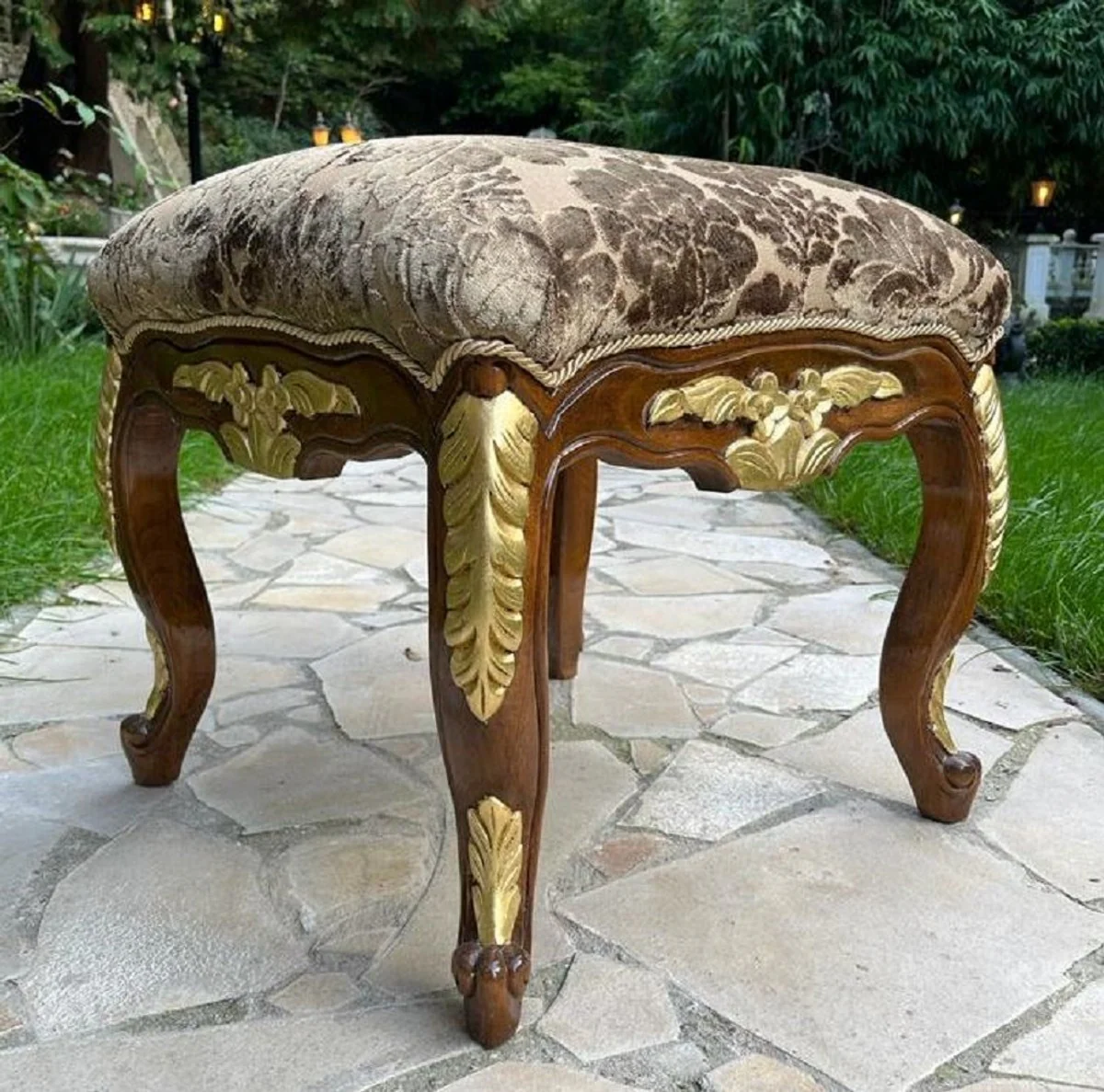 Pompöös by Luxus Baroque Stool Brown / Gold - Pompööser Baroque Stool designed by Harald Glööckler - Pompööser Baroque Furniture