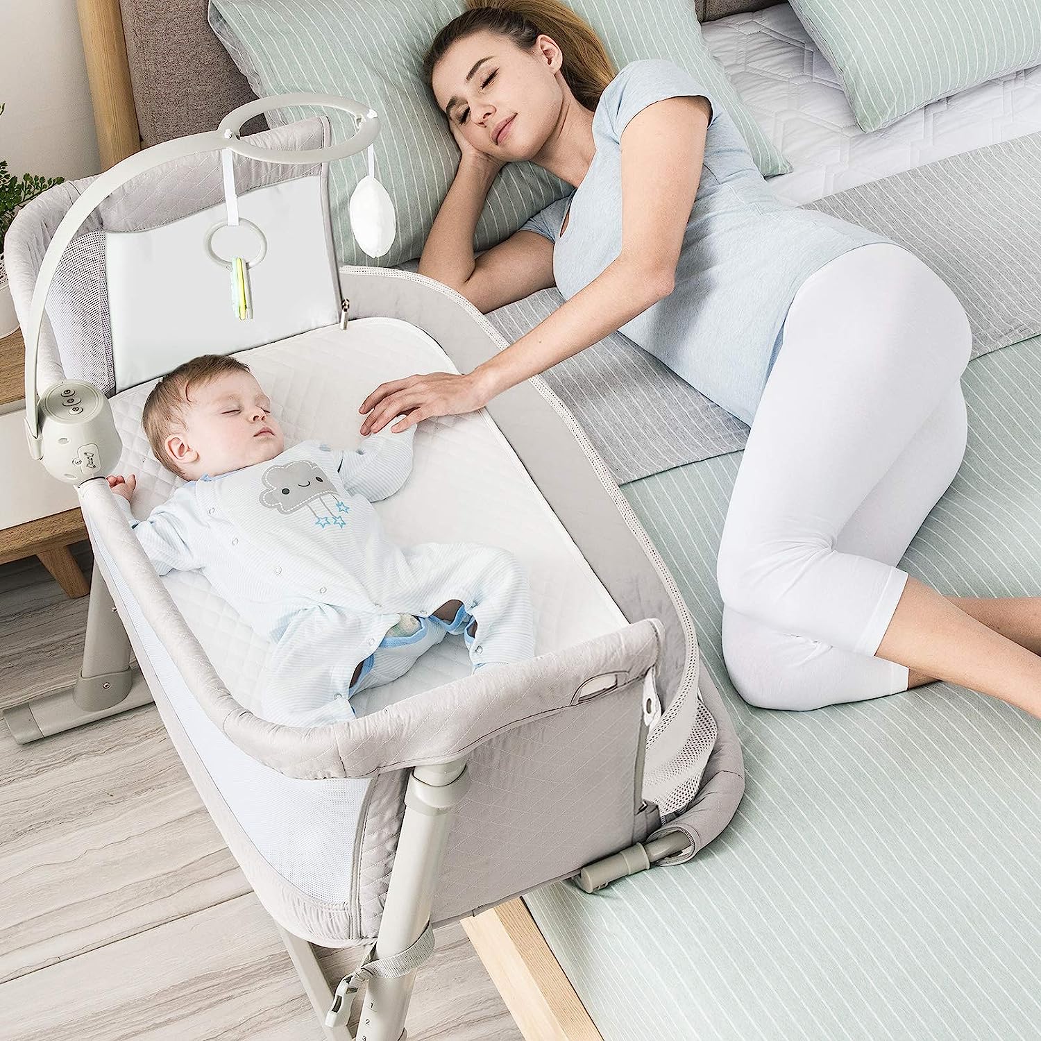 Baby-Nachtbett-Babywiege, bestes Bettbett für Neugeborene, tragbarer Schlafwagen für sichereres gemeinsames Schlafen, Bettbett plus Hängefigur, Musik und eingebaute Räder – Mädchen, Jungen, Unisex