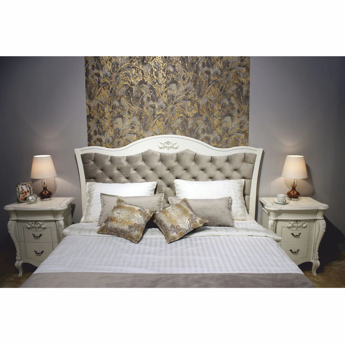 Luxury Baroque Solid Wood Double Bed White / Gray - Baroque Bedroom Furniture