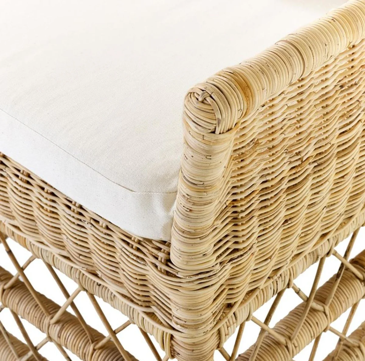 Designer dining chair with armrests natural color - Hotel collection