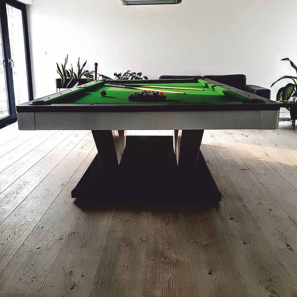 Luxury Pool Billiard Table/Dining Table 8ft White/Black/Green
