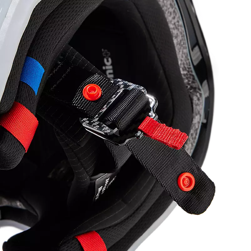 V3 RS Carbon Solid Helm