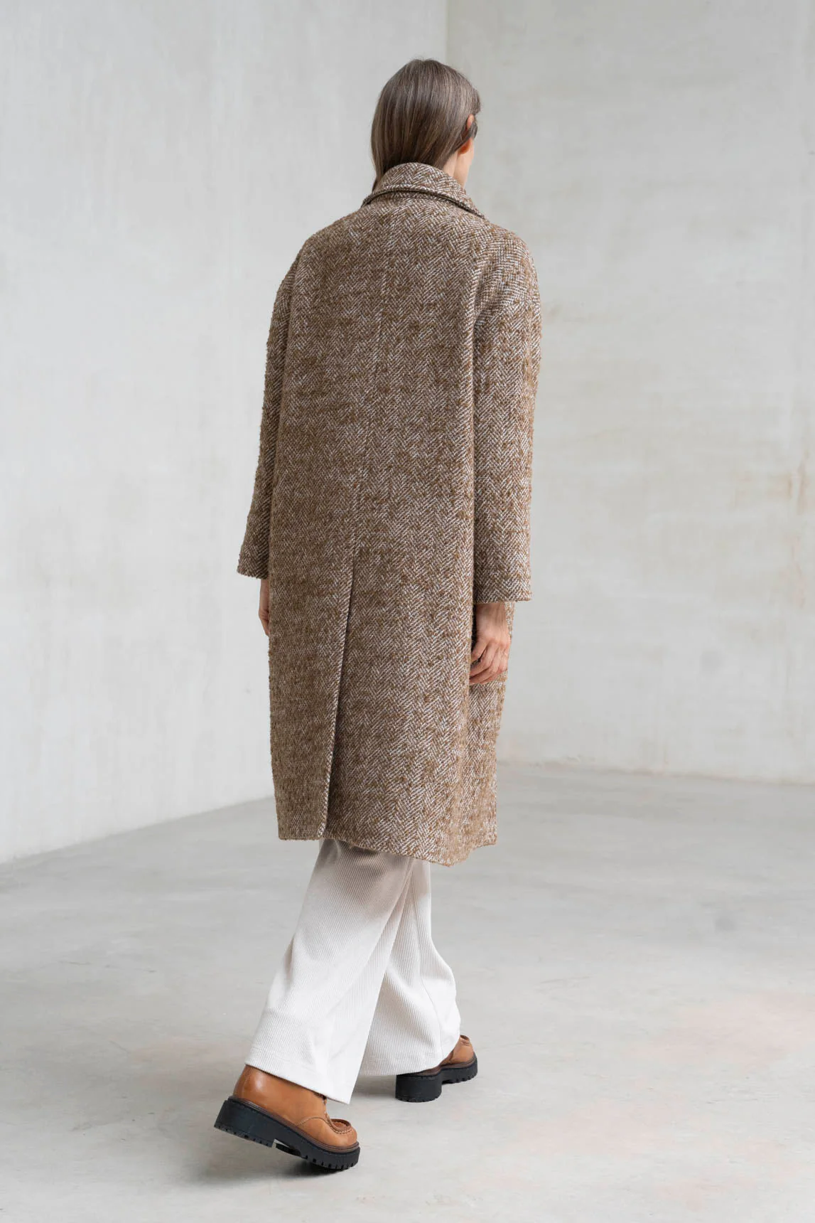 Rivera-Spanien Marmorierter brauner Cuneo-Mantel