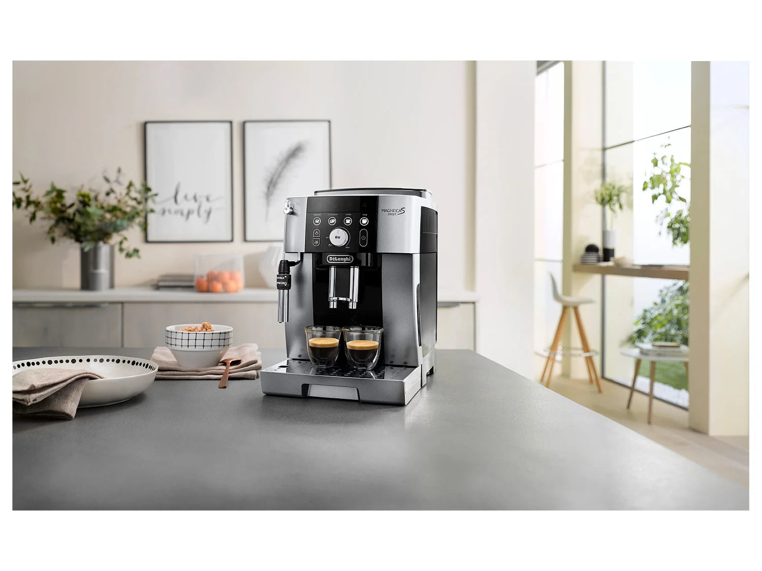 Delonghi Kaffeemaschine ECAM250.23.SB
