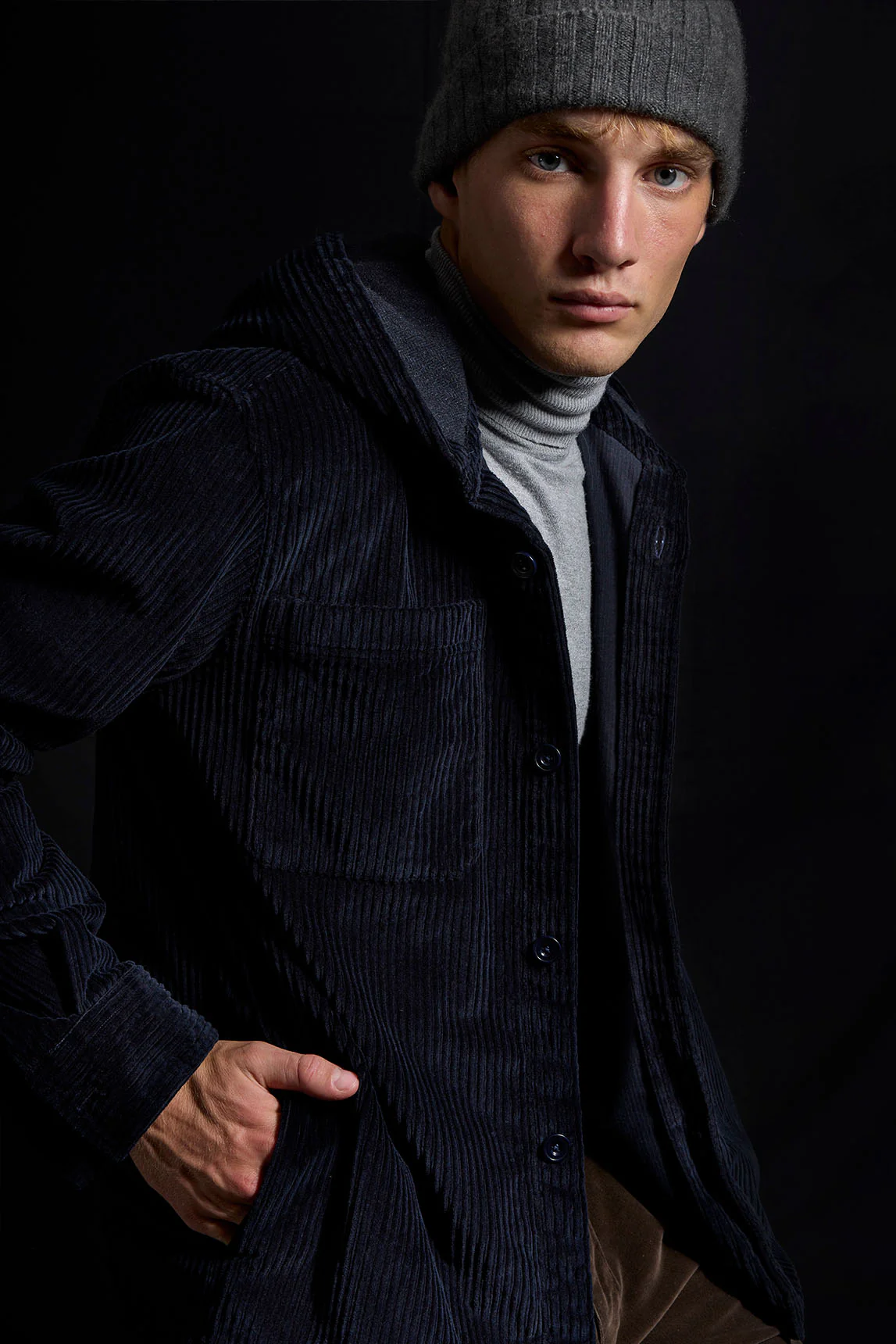 Rivera-Spanien-Koike-Marine-Überhemd