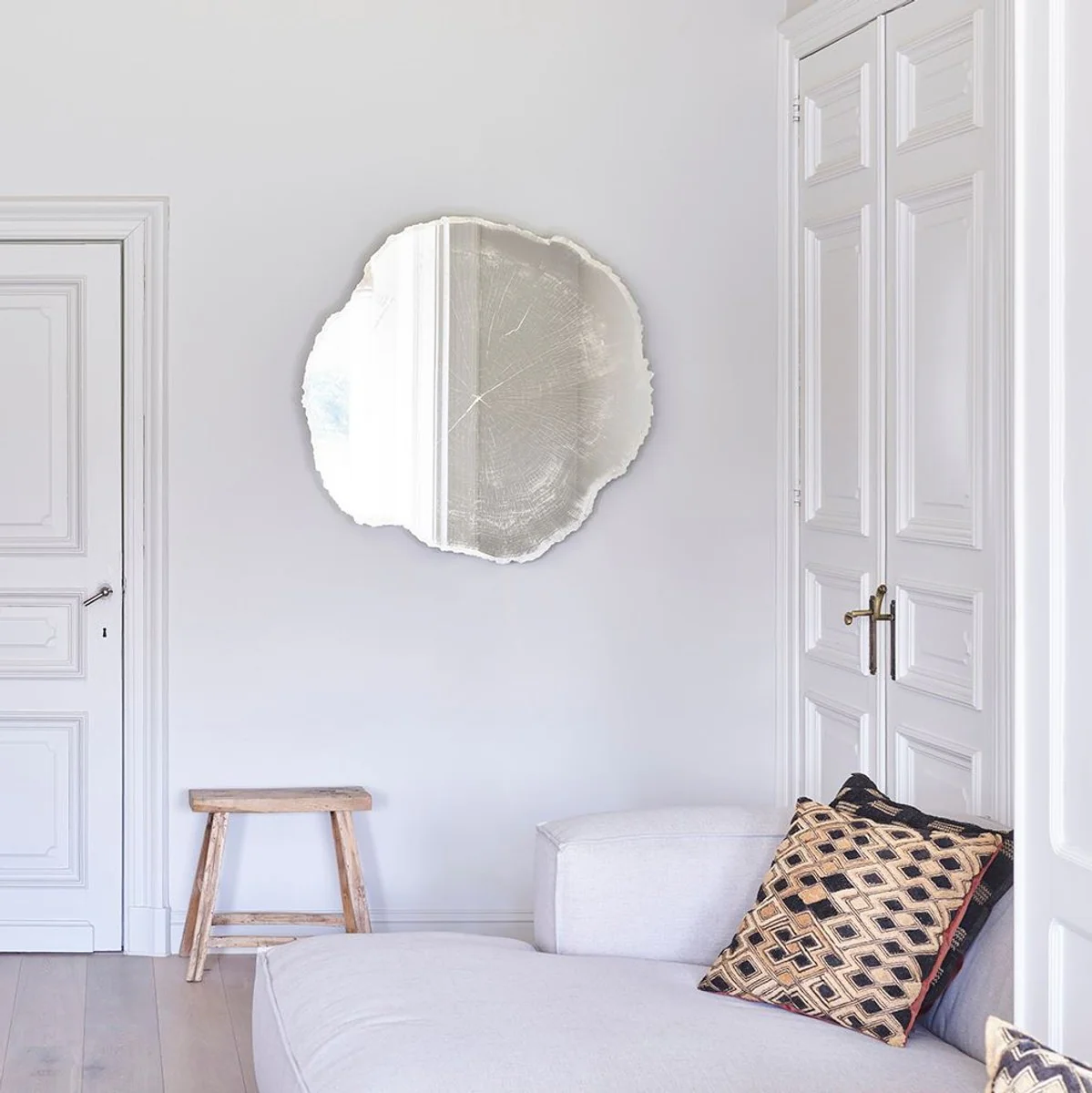 Luxury wall mirror in tree slice design white / beige 101 x 2.5 x H. 98 cm - living room mirror - bedroom mirror - cloakroom mirror - luxury furniture - luxury interior