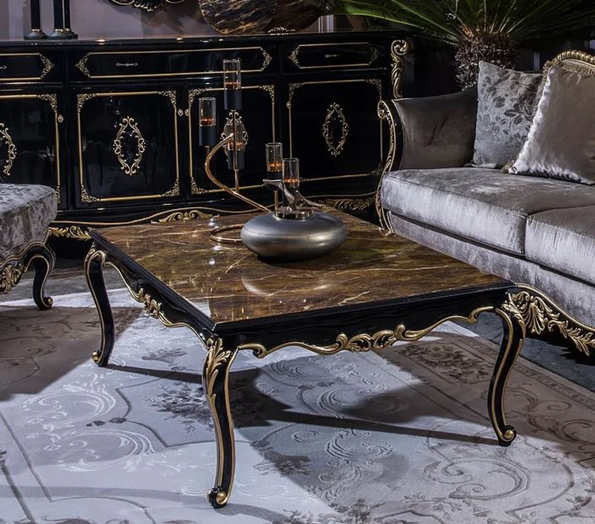Luxury baroque coffee table black / gold 125 x 84 x H. 44 cm - Noble solid wood living room table in baroque style - Baroque furniture