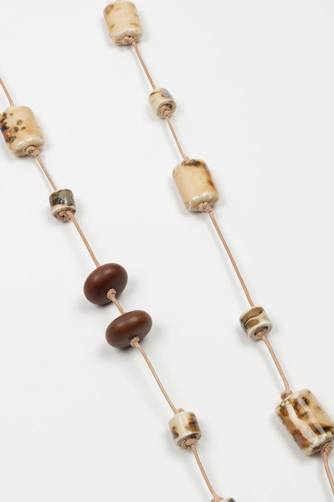 Rivera-Spanien Halsband Cosima beige