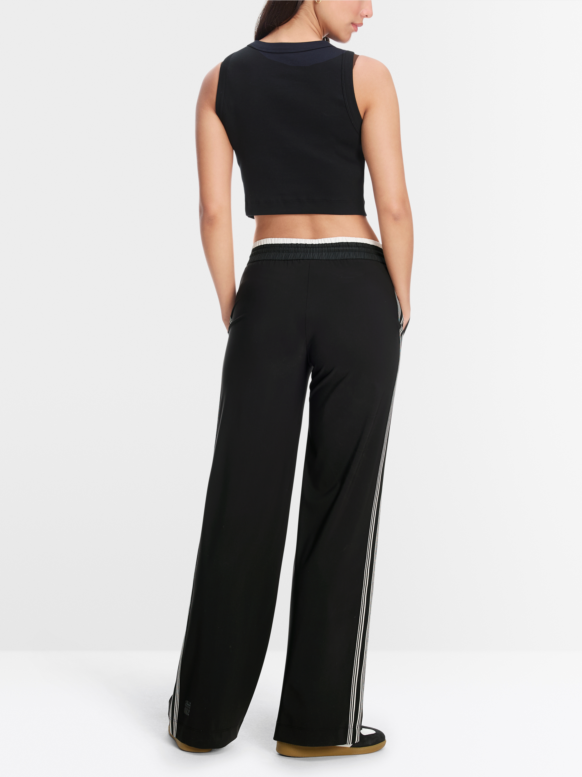 Marc-Cain „Rethink Together“-Hose – WELKOM