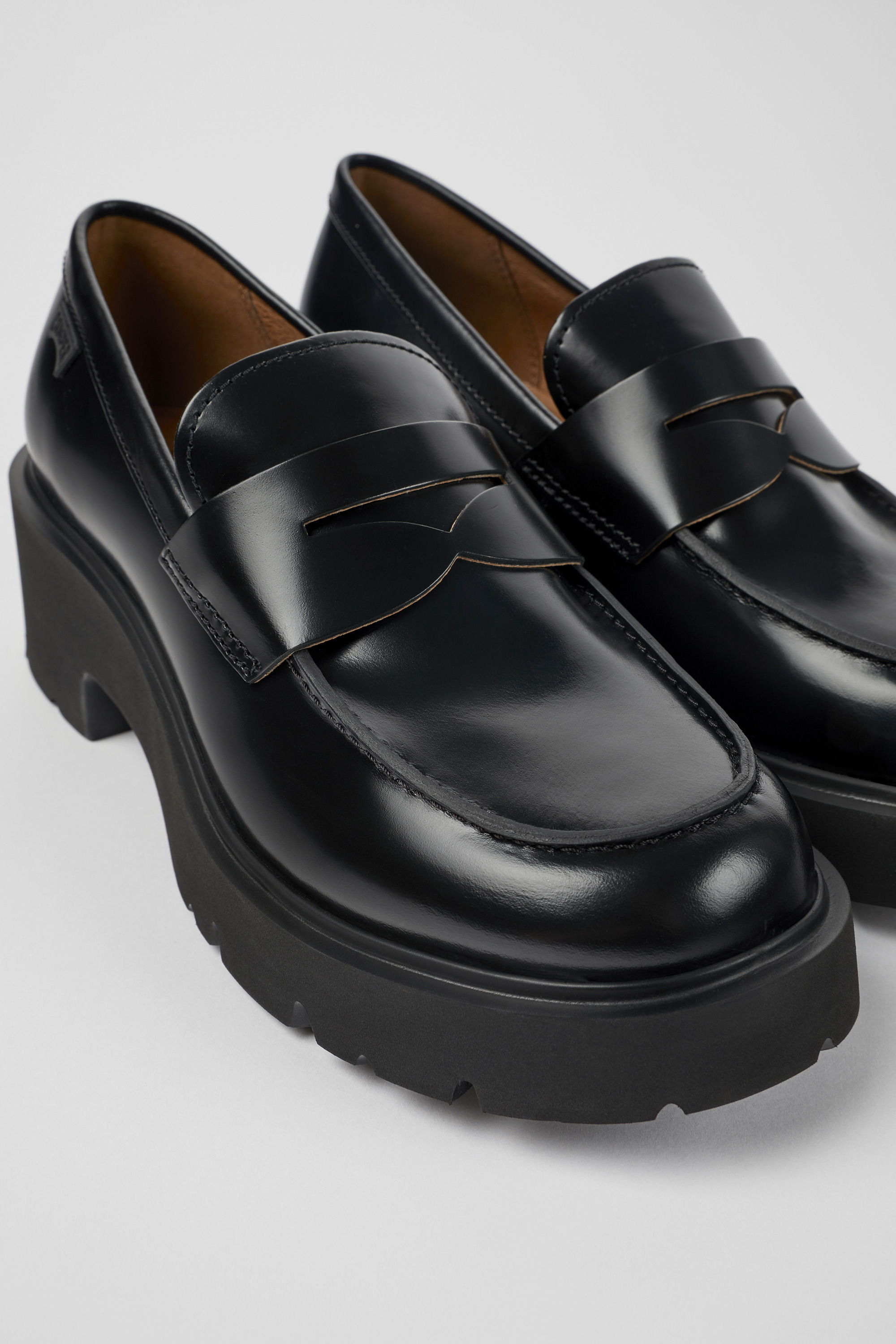 Milah - Schwarze Leder-Loafer für Frauen