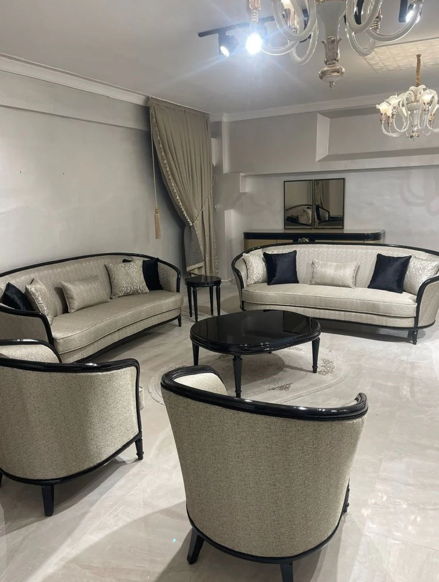 Luxury Baroque Sofa Gold / Black - Baroque Style Living Room Sofa - Baroque Style Living Room Furniture - Luxury Furniture in Baroque Style - Baroque Furnishings - Noble & Magnificent