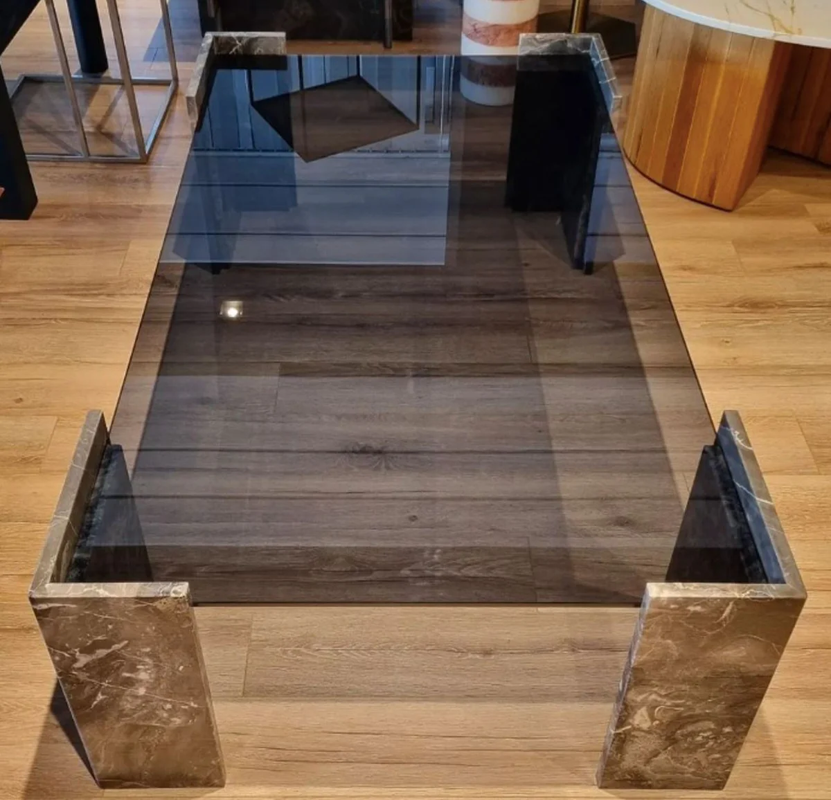 Luxury marble coffee table with glass top black / gray 140 cm