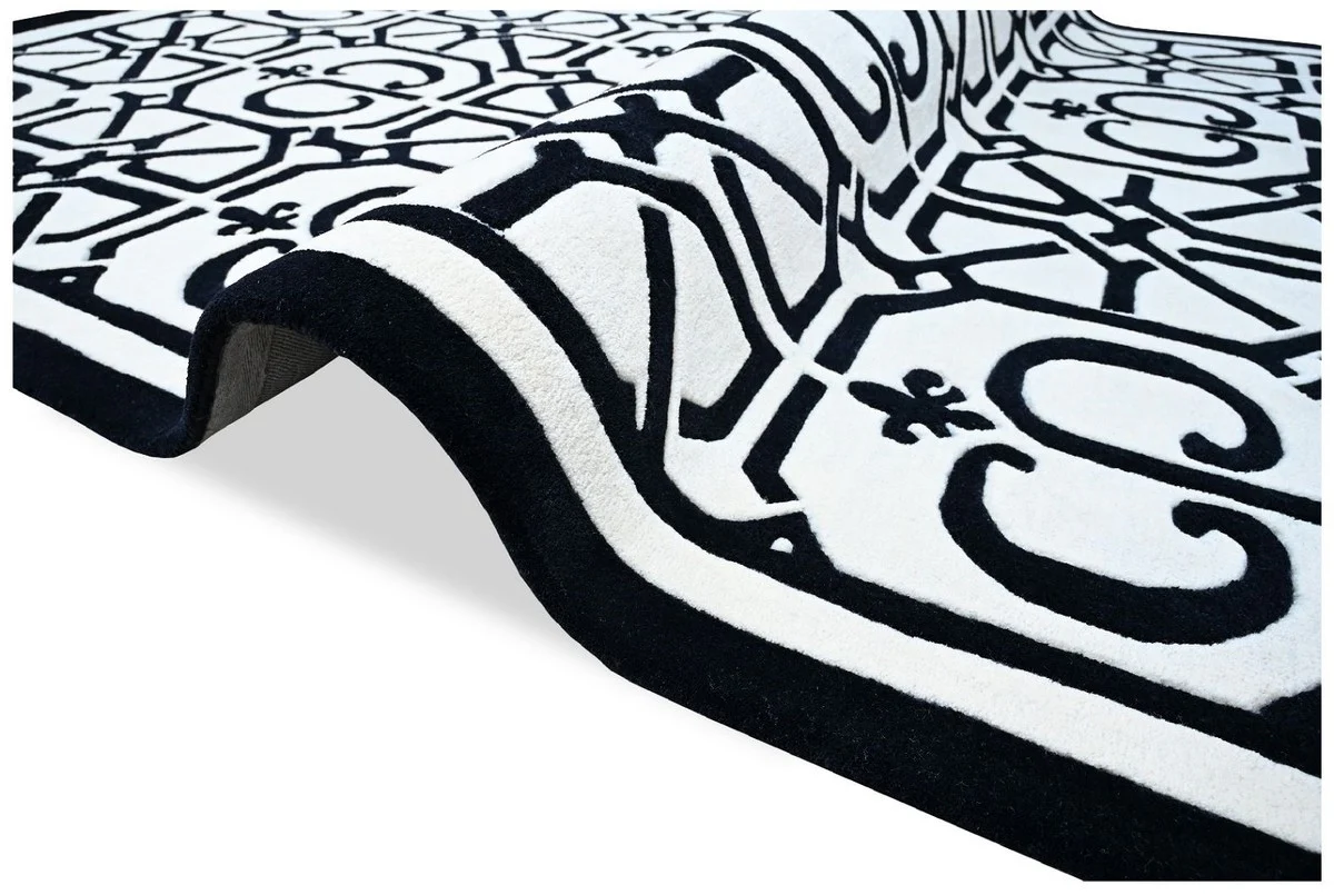 Luxury Baroque Carpet White / Black - Various Sizes