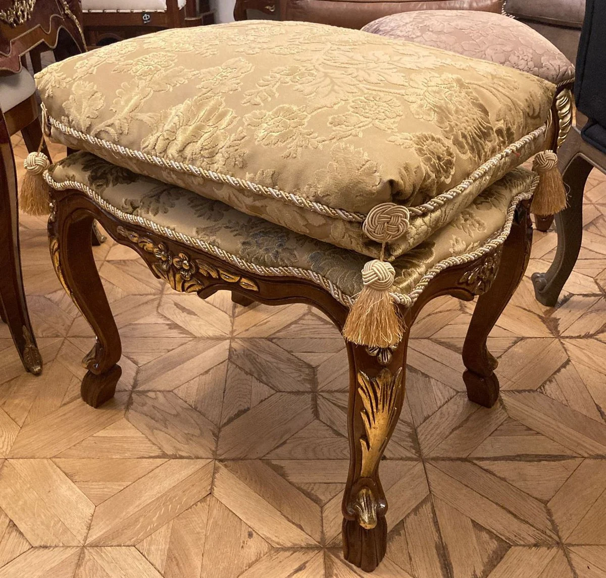 Pompöös by Luxury Baroque Stool with Seat Cushion Beige Pattern / Brown / Gold - Pompööser Baroque Stool designed by Harald Glööckler - Baroque Furniture - Noble & Magnificent