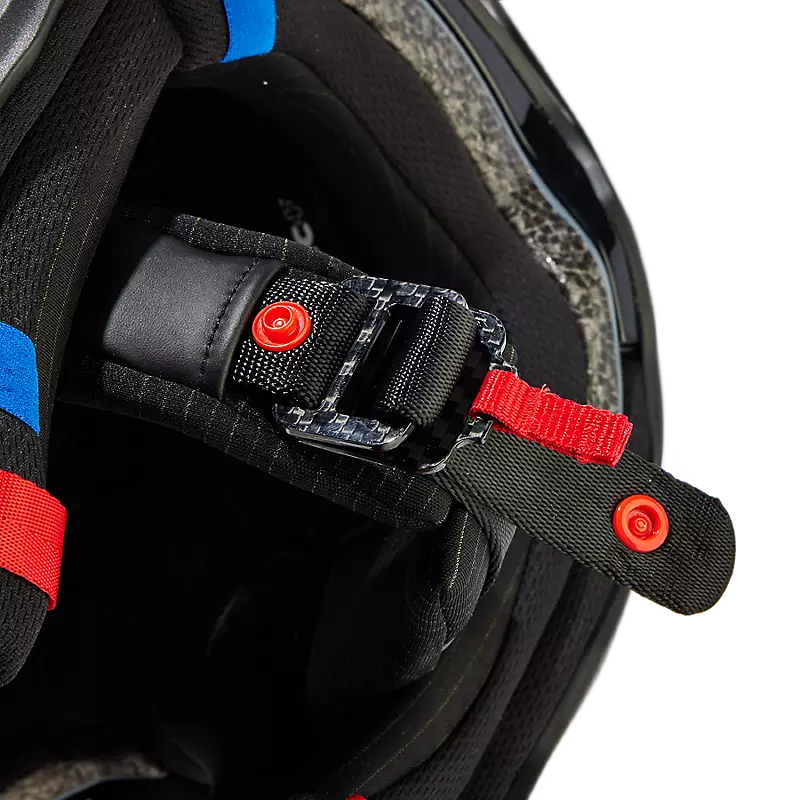 V3 RS Carbon Solid Helm