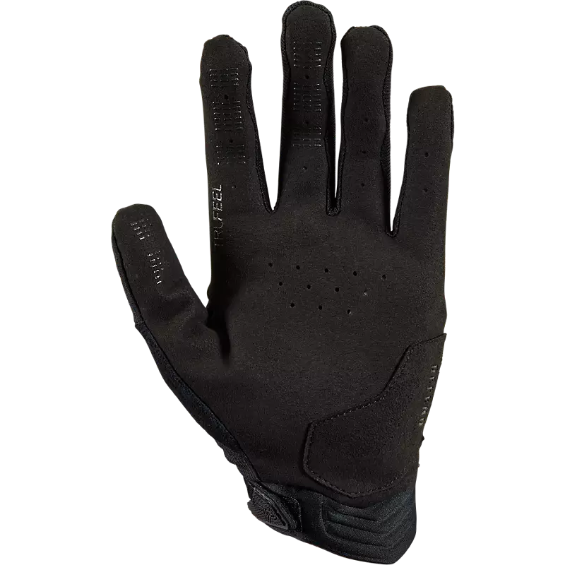 Protective gloves
