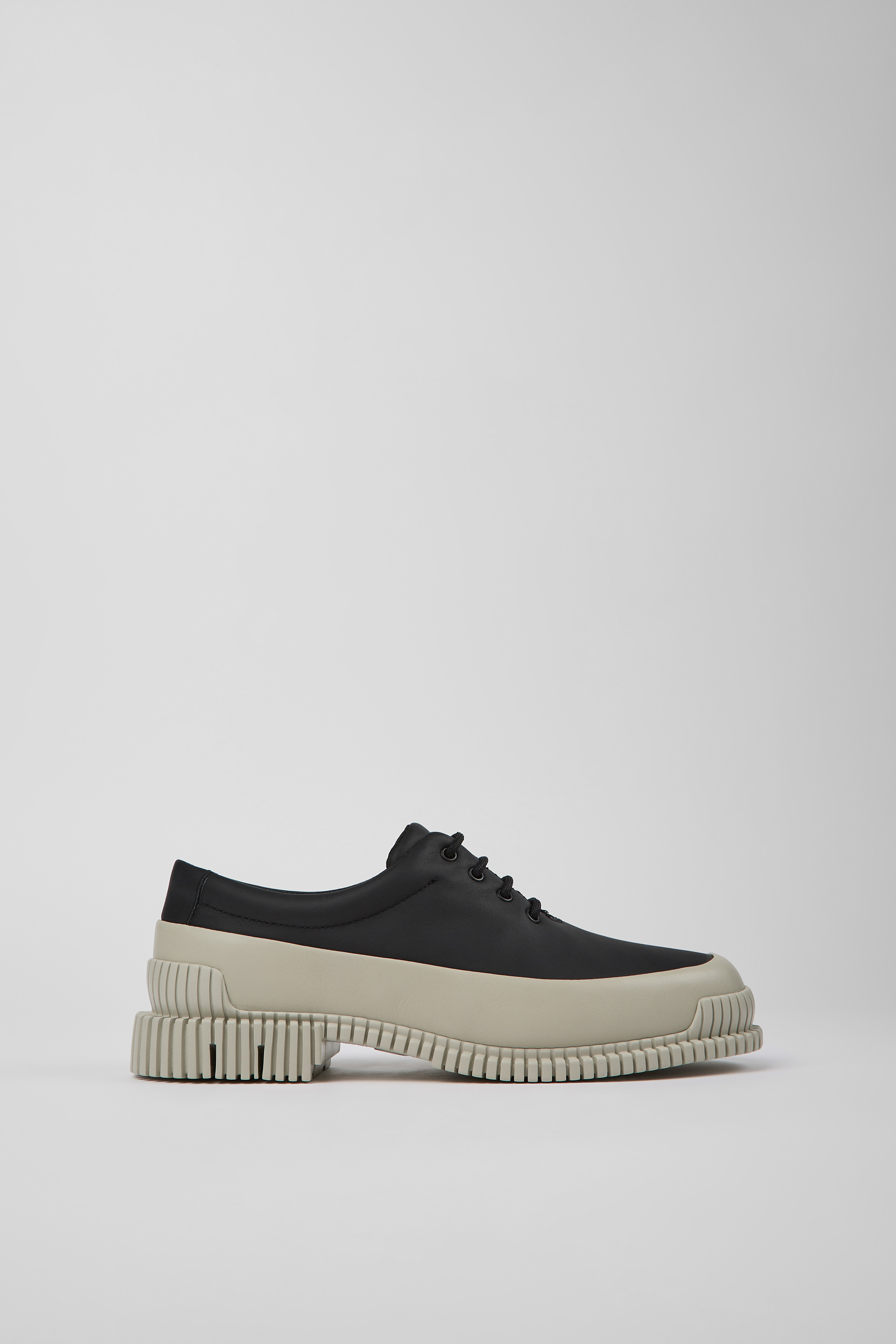 Pix - Schwarze und weiße Schuhe für Frauen