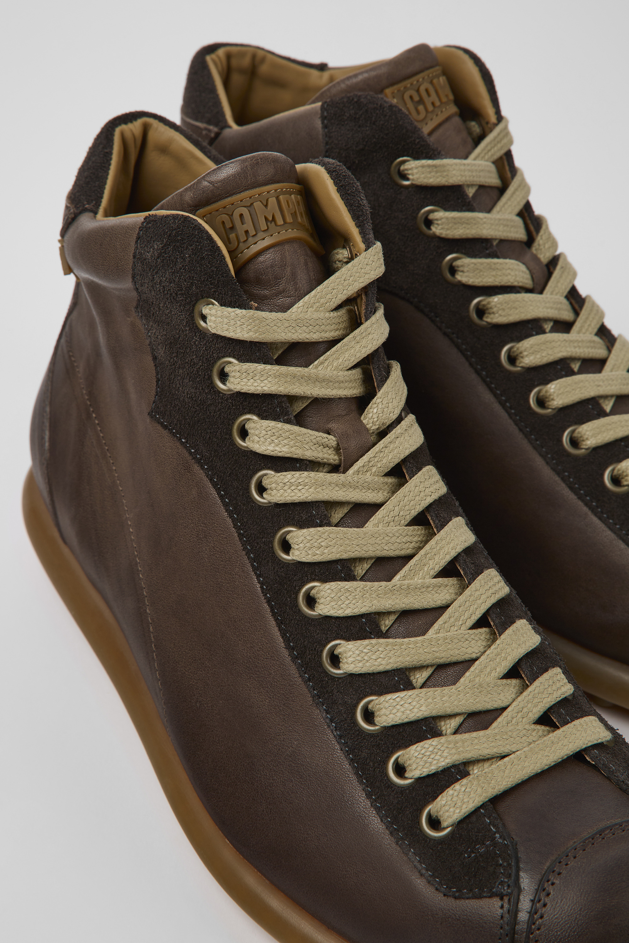 Pelotas - Dunkelbraun gegerbte Lederschuhe