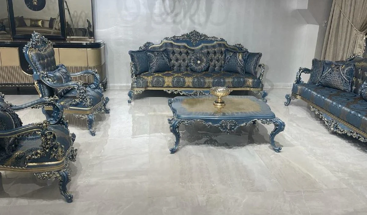 Luxus Barock Wohnzimmer Set Blau / Gold - 2 Barock Sofas & 2 Barock Sessel & 1 Barock Couchtisch - Luxus Wohnzimmer Möbel im Barockstil - Barock Möbel - Edel & Prunkvoll