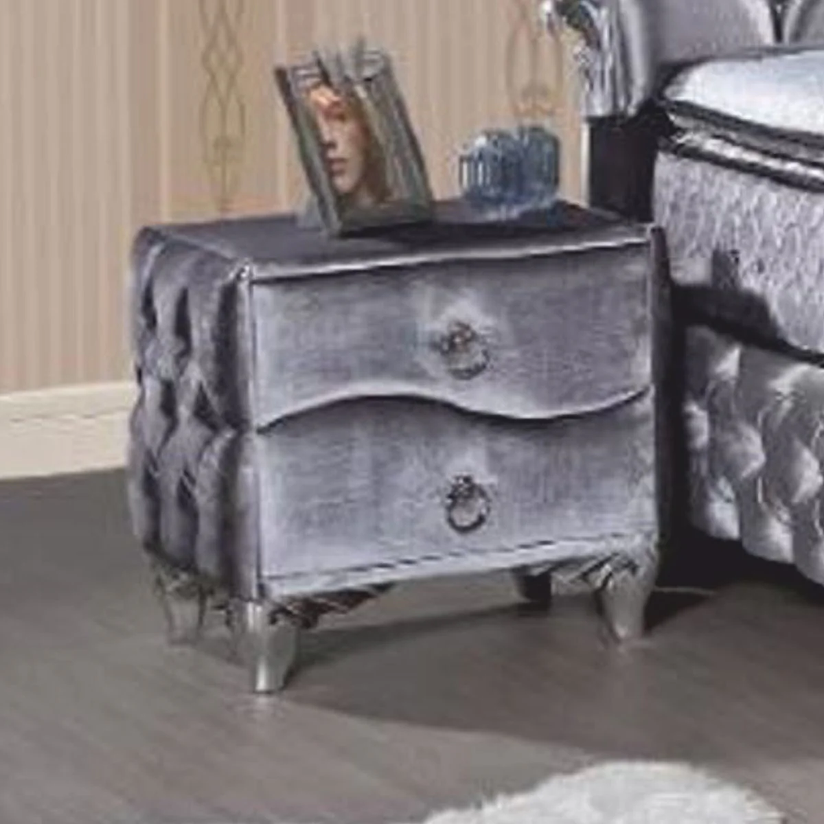 Baroque bedside table with 2 drawers silver - Baroque style bedroom furniture
