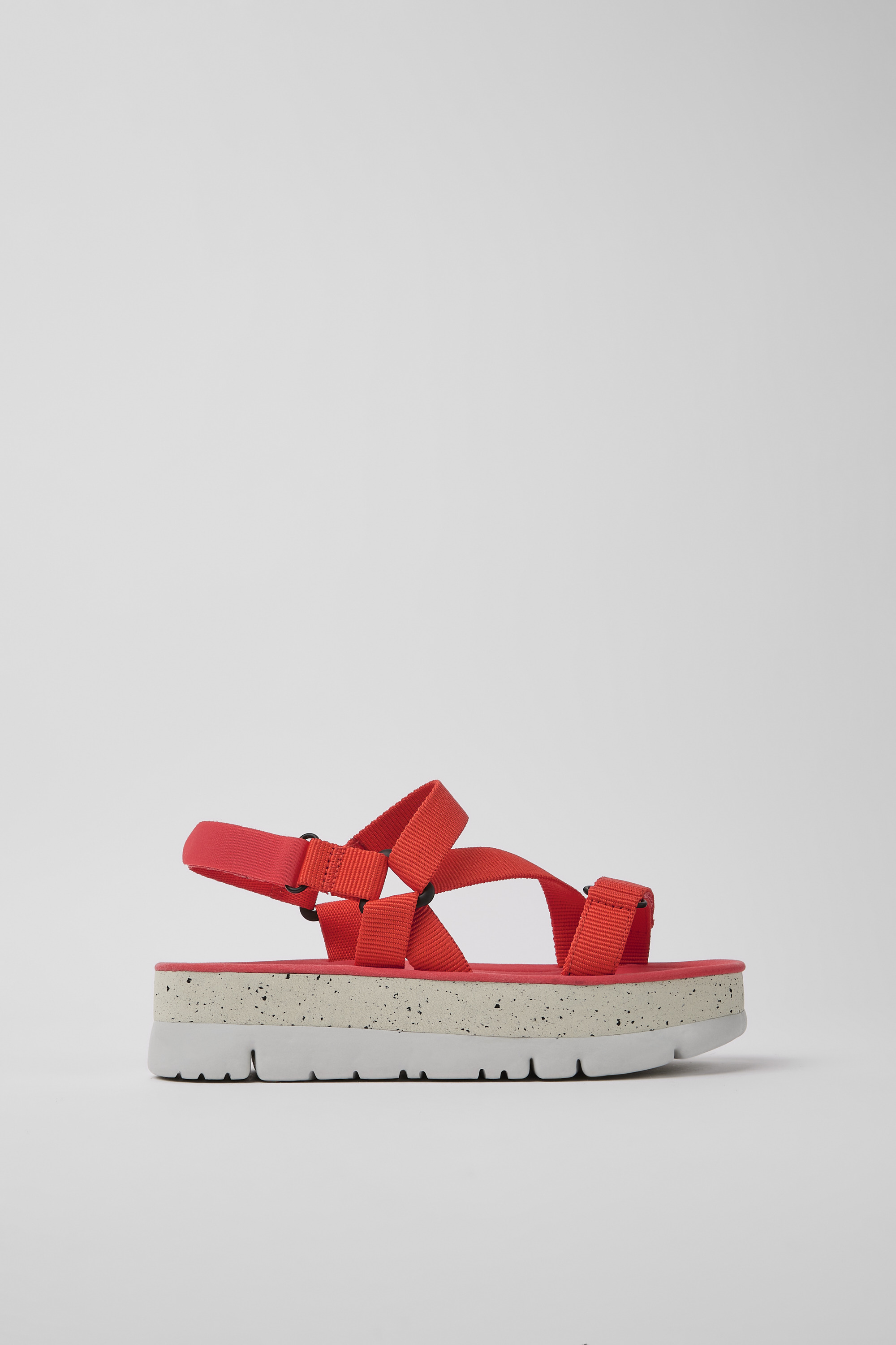 Oruga Up - Red recycelte PET Sandalen für Damen