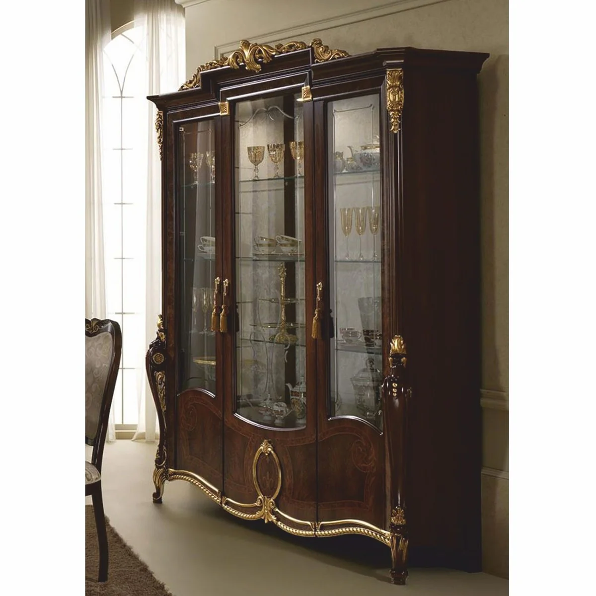 Luxus Barock Vitrine Dunkelbraun / Gold 198 x H. 231 cm - Barock Möbel - Made in Italy
