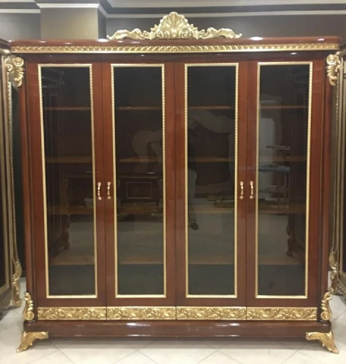 Luxury baroque bookcase brown / gold - magnificent solid wood cabinet with 4 glass doors - handmade baroque office furniture - noble and magnificent