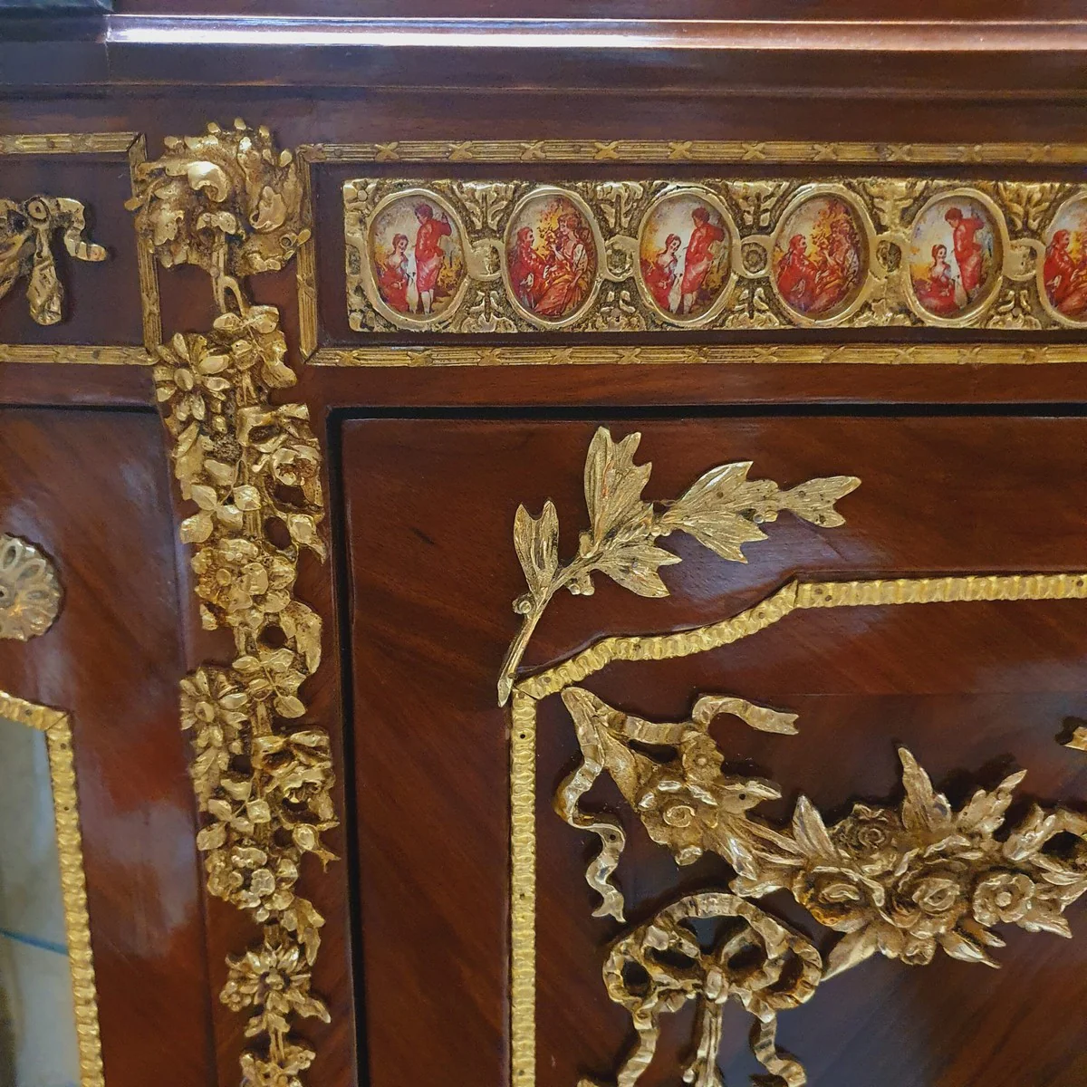 Baroque chest of drawers with side glass brown / gold 145 cm - furniture cabinet sideboard