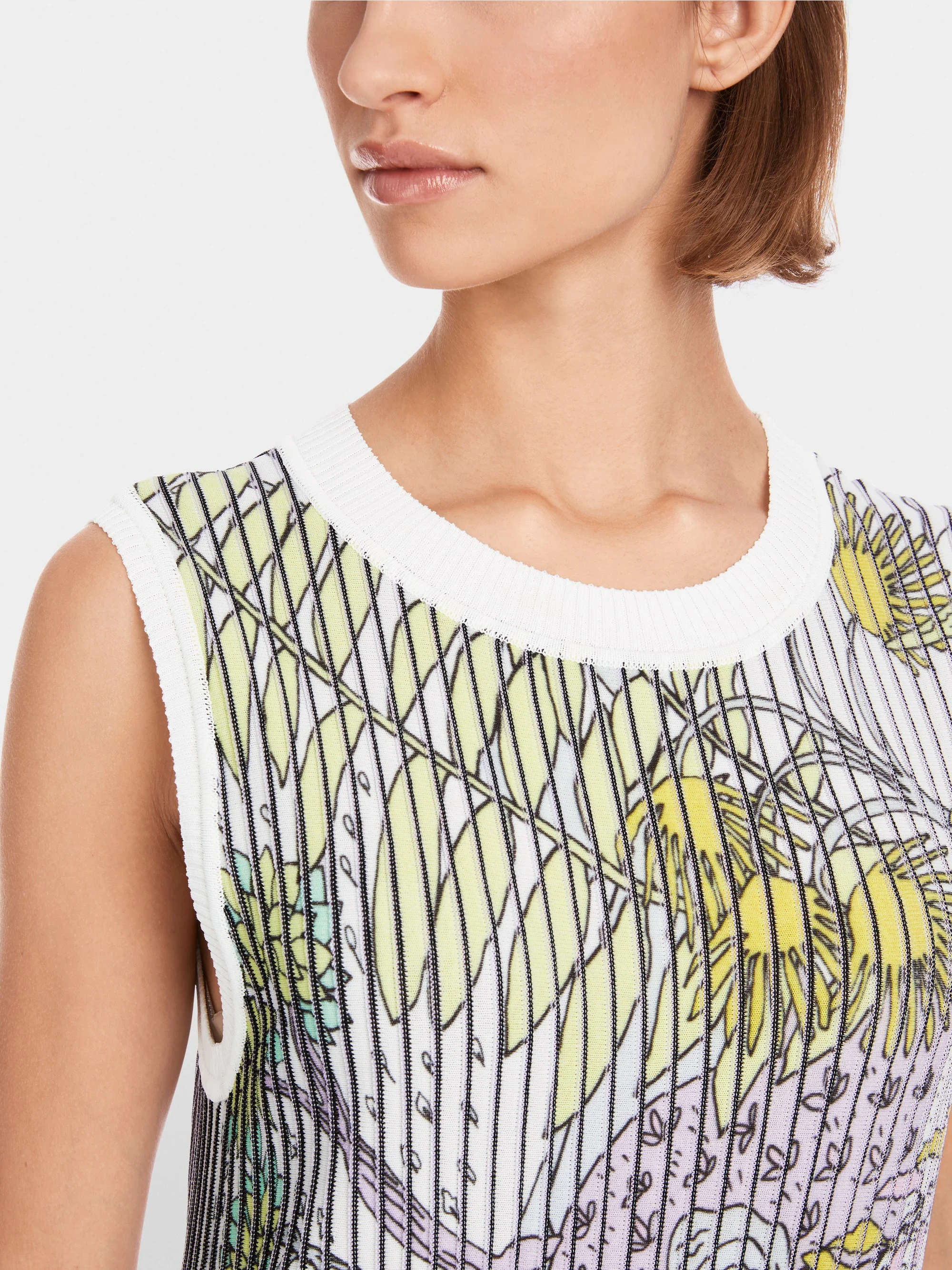 In Deutschland gestricktes Plisseekleid von Marc-Cain