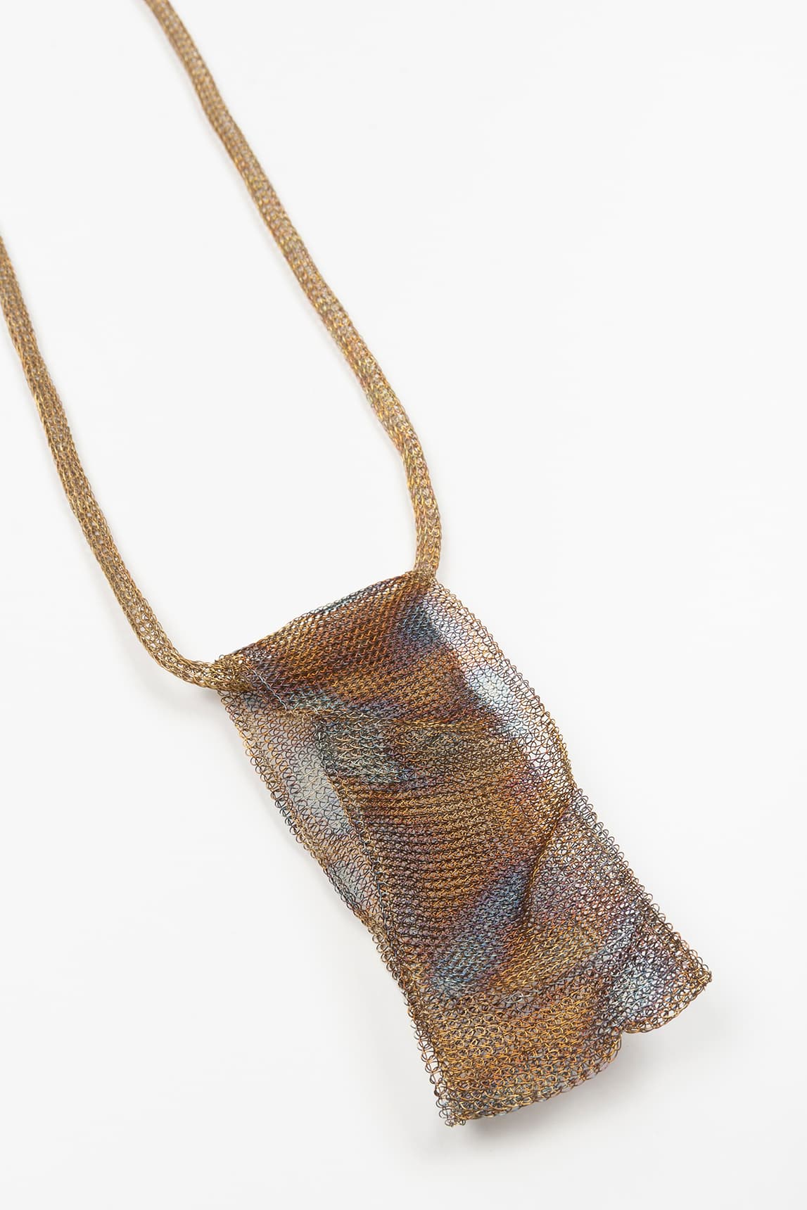 Rivera-Spain Aura Halskette Schillerndes goldenes Netz
