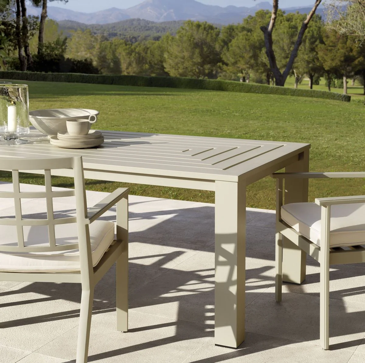 Luxury dining table sand color 240 x 105 x H. 74.5 cm - Weatherproof aluminum table - Garden table - Patio table - Garden furniture - Patio furniture - Luxury quality