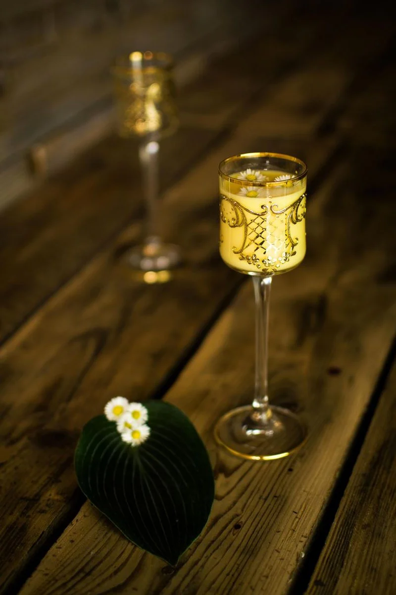 Luxury Baroque Liqueur Glass Set of 6 Gold Ø 6 x H. 17.5 cm - Handmade and hand-painted Liqueur Glasses - Hotel & Restaurant Accessories - Luxury Quality