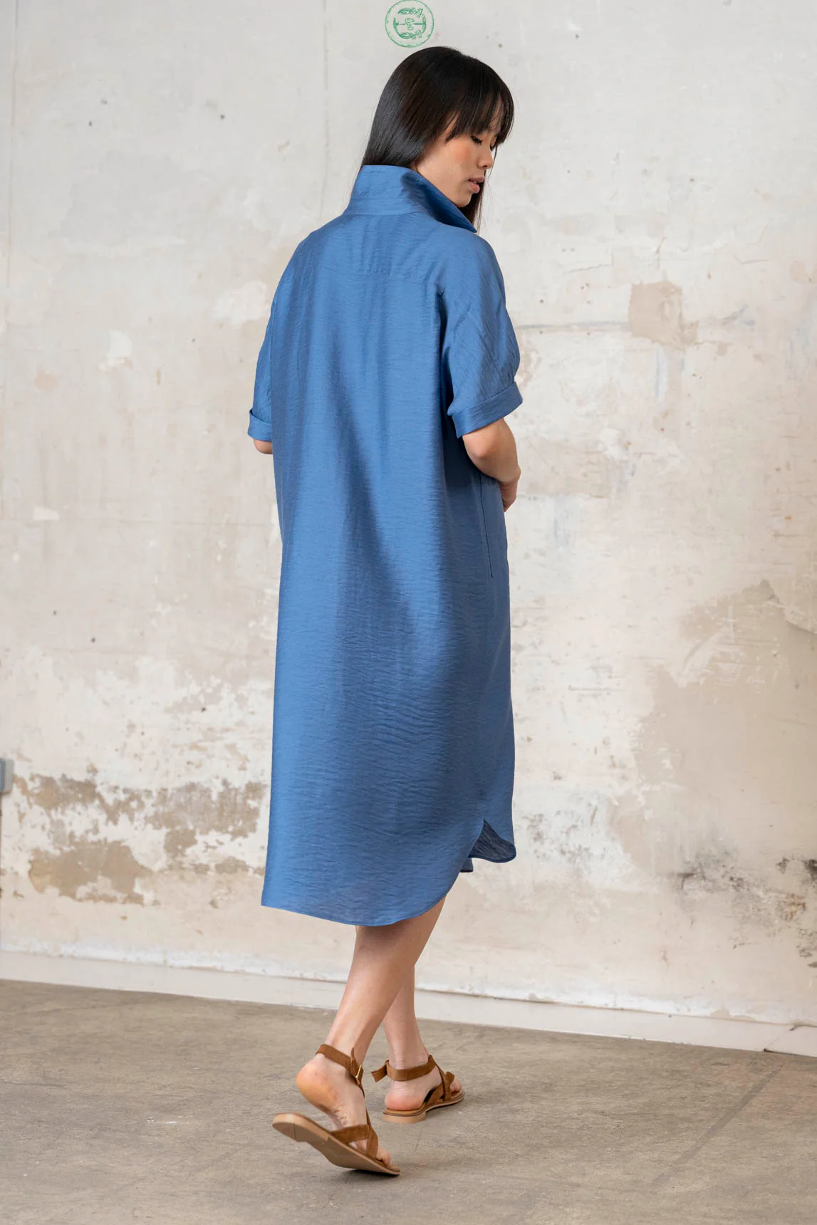 Blaues Calcata-Kleid von Rivera-Spanien