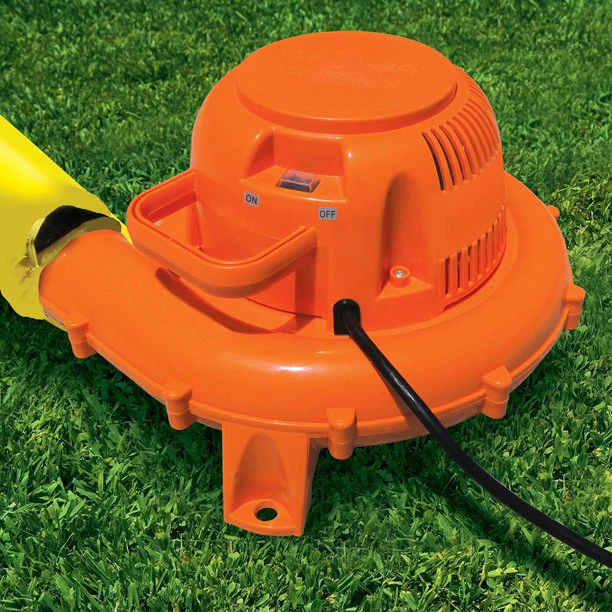 Aufblasbarer Wasserpark Hydro Blast, hergestellt mit Dura-Tech von Banzai