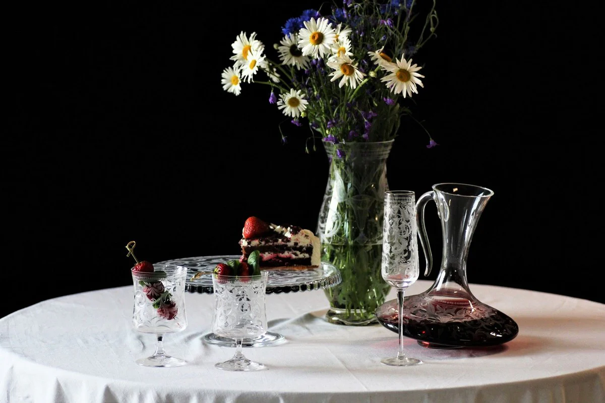 Luxury cake plate silver Ø 32 x H. 12 cm - Handmade and hand-engraved glass cake plate - Hotel & Restaurant Accessories - Luxury quality