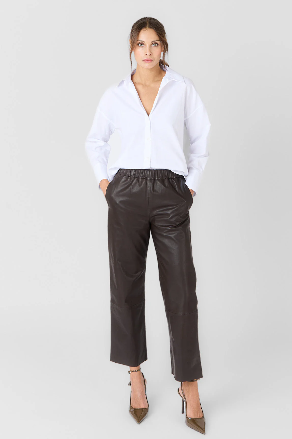 Rivera-Spanien Sarah Serge Pariente Braune Hose