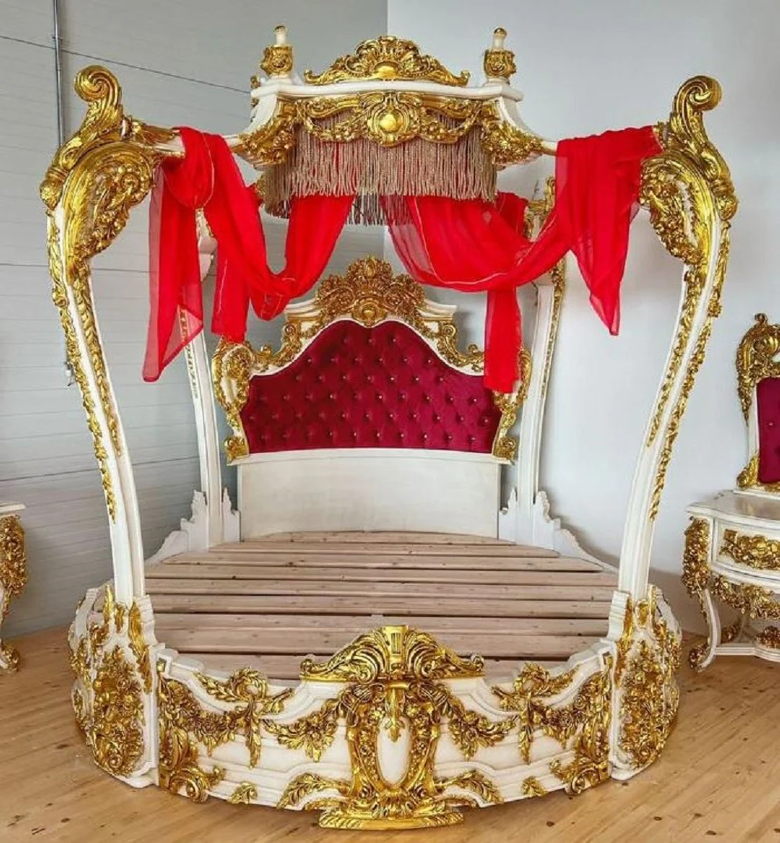 Baroque double bed white / gold / bordeaux red - magnificent solid wood bed - bedroom furniture in the baroque style - baroque bedroom furniture - noble and magnificent