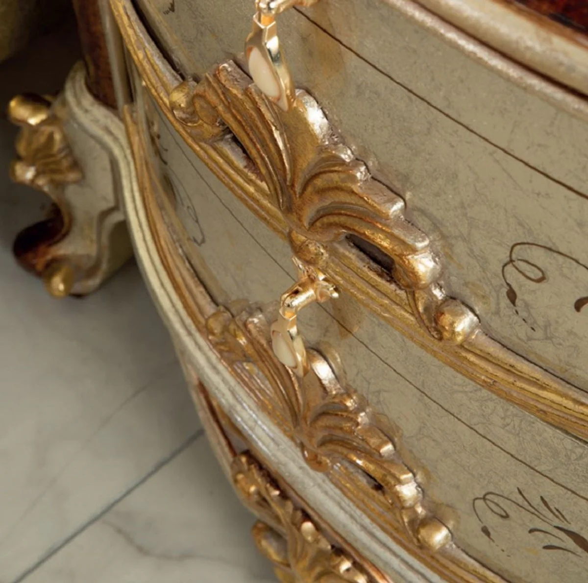 Luxury baroque bedroom set blue / silver - 1 double bed with headboard & 2 bedside tables - bedroom furniture in baroque style - noble and magnificent