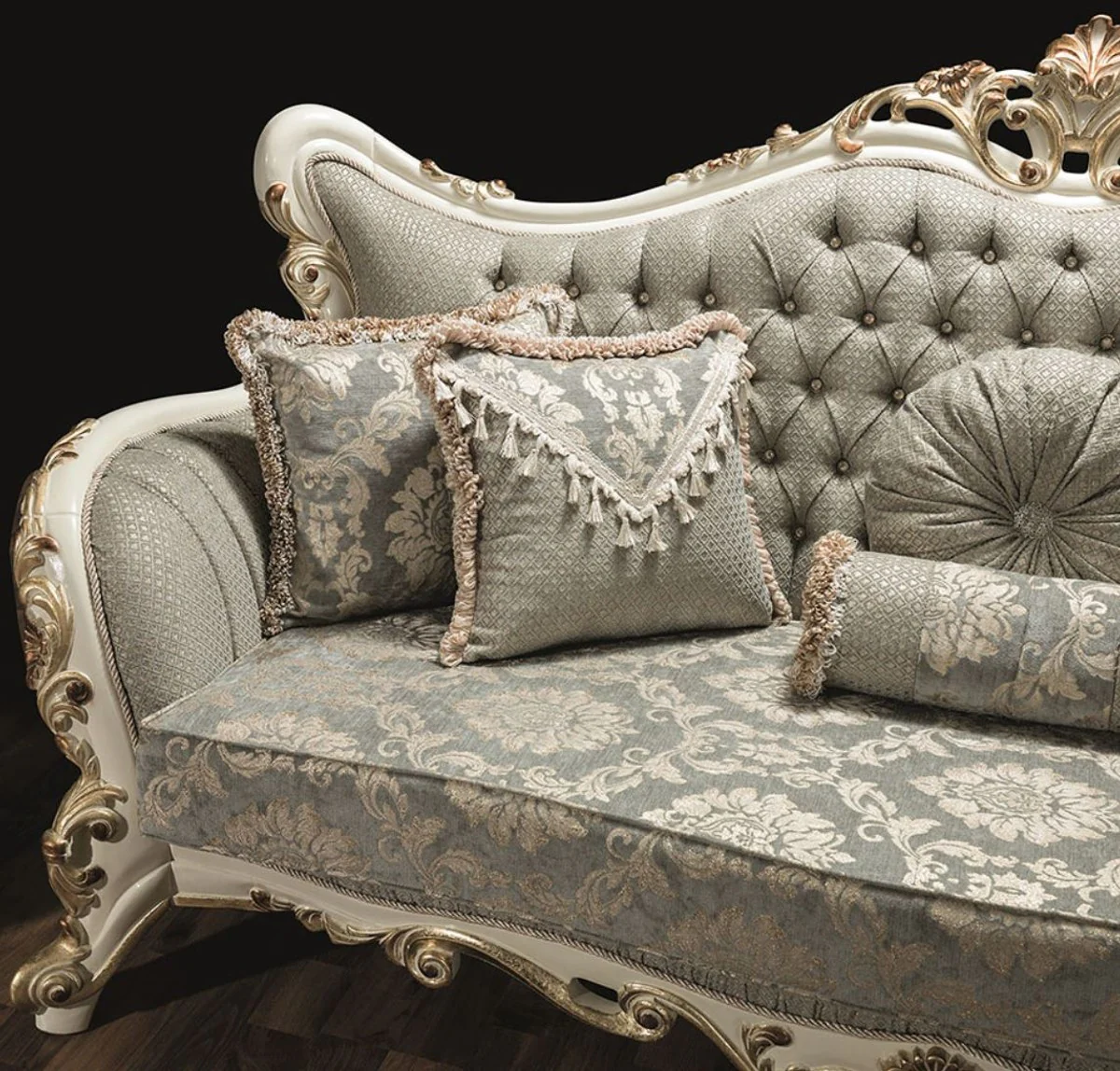 Luxury baroque living room sofa gray / white / gold 235 x 95 x H. 120 cm - Magnificent couch with glittering stones and decorative cushions - Noble baroque furniture