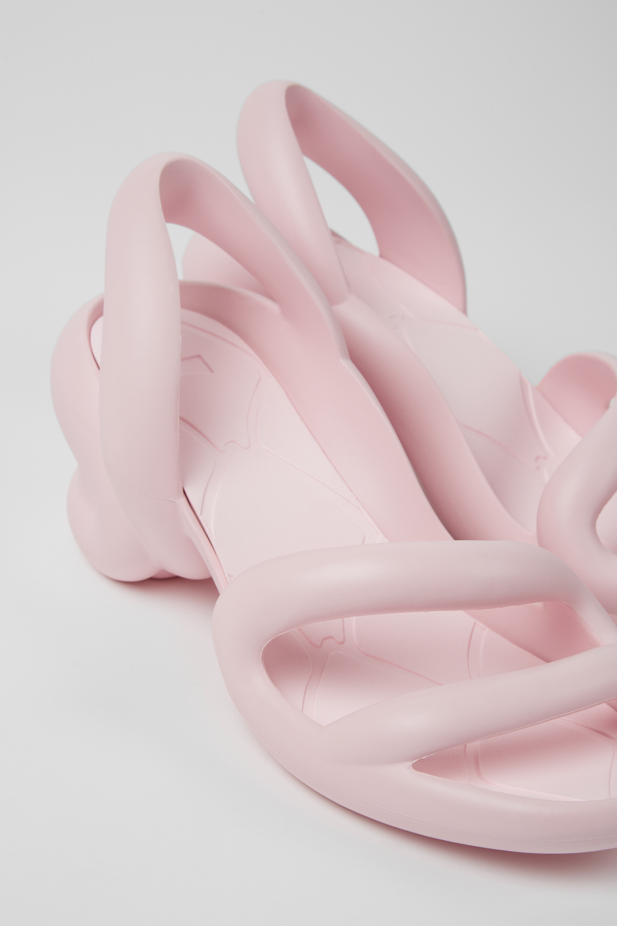 Kobarah - Pastel Pink unisex Sandalen