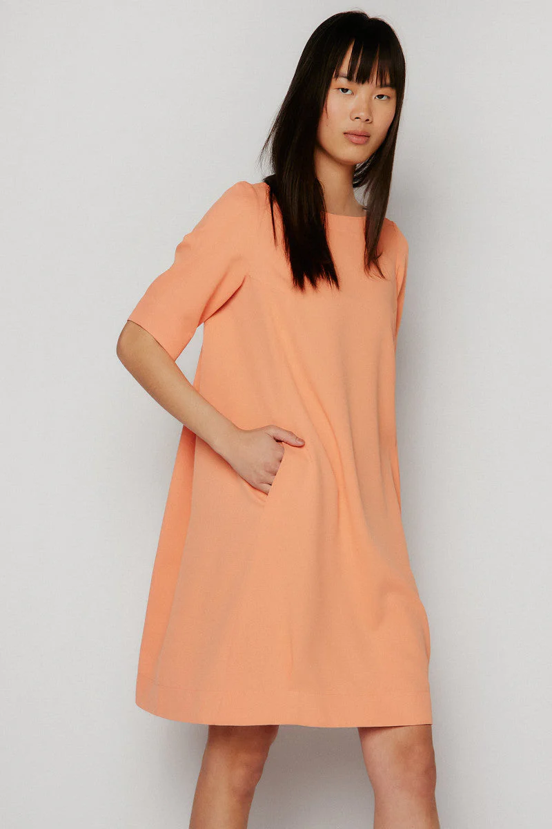 Rivera-Spain Azucena Aprikosenkleid