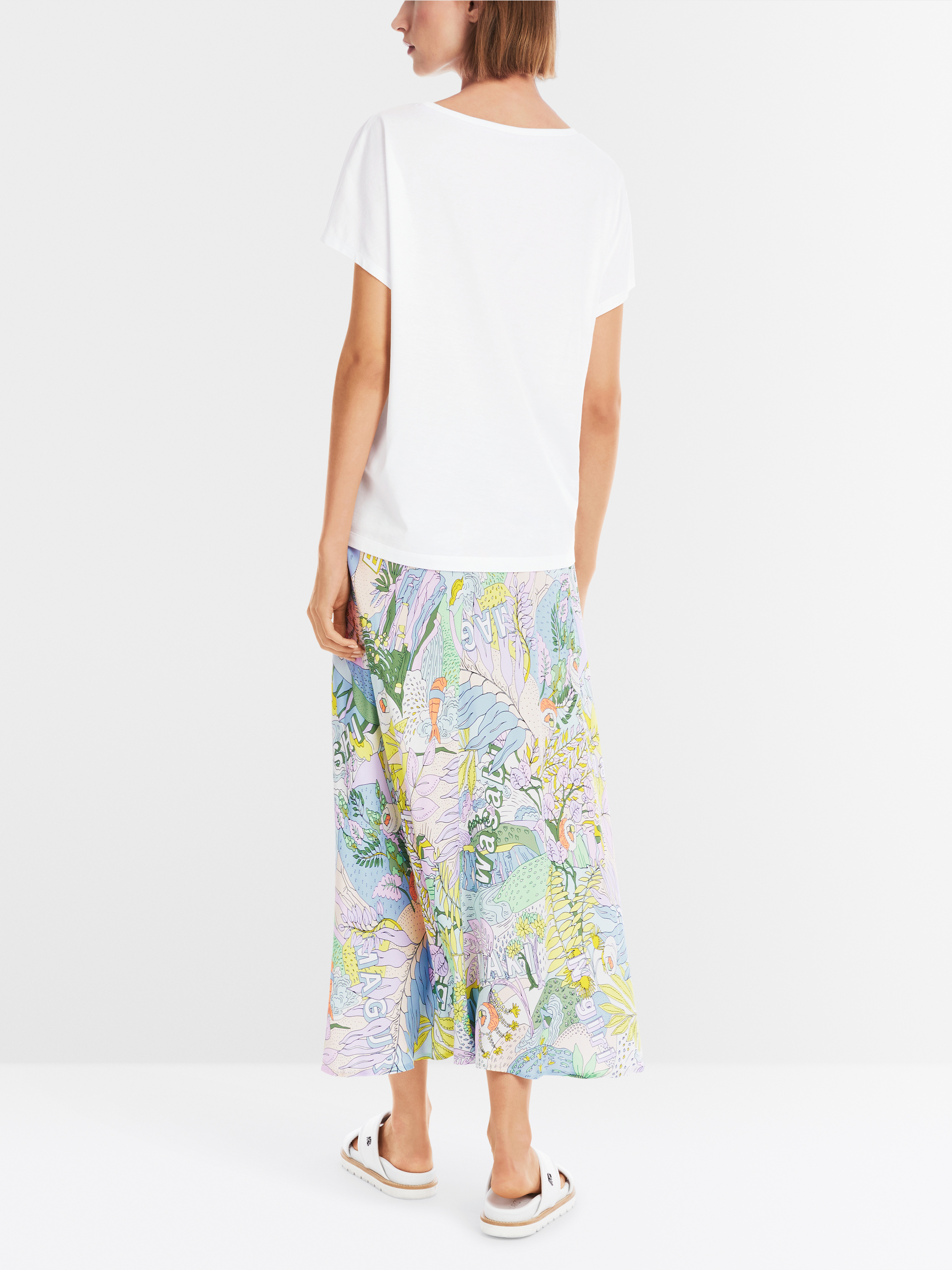 Marc-Cain Rethink Together T-Shirt mit Strasssteinen