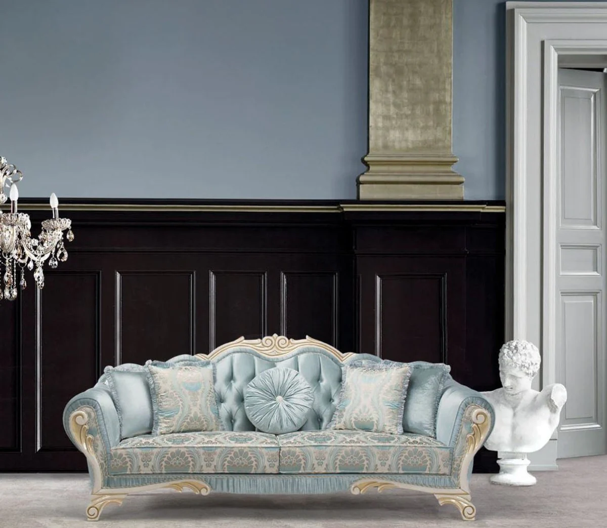 Luxury baroque sofa with decorative cushions turquoise / cream / gold 234 x 87 x H. 99 cm - living room furniture in the baroque style