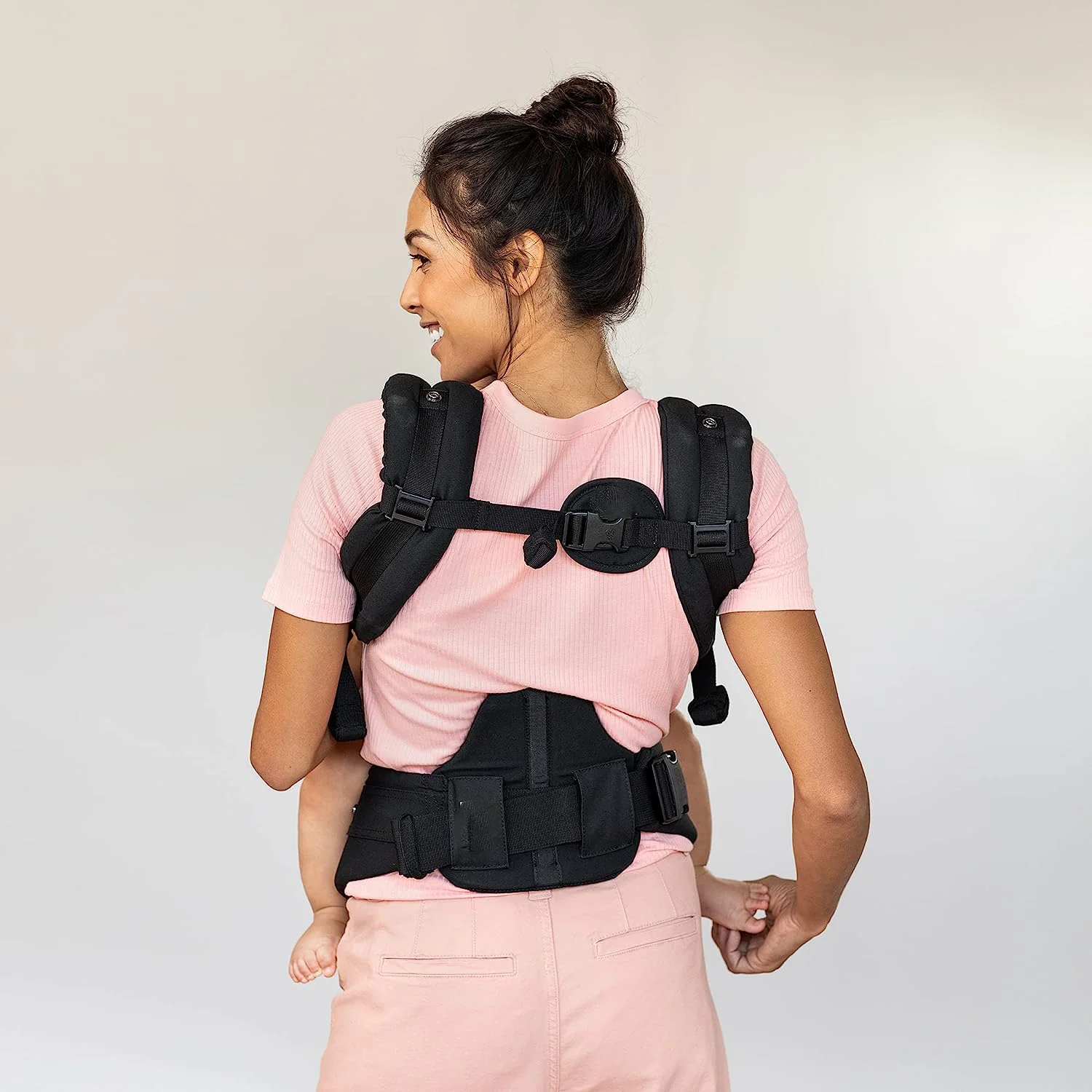 Complete All Seasons Ergonomische 6-in-1-Babytrage für Neugeborene bis Kleinkinder – mit Lordosenstütze – für Kinder von 3–20 kg – 360-Grad-Babytragemöglichkeit – nach innen und außen gerichtet – Stein